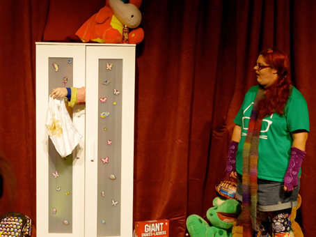 Kat look horrified at the underwaer Matt found in the wardrobe